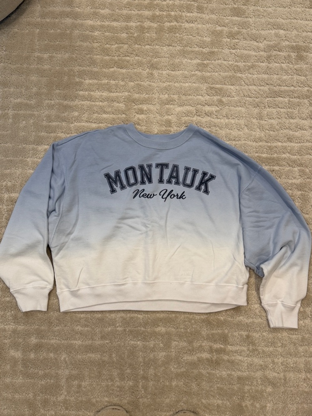 Hollister cropped Montauk New York Ombre Blue Crewneck Sweatshirt NWOT